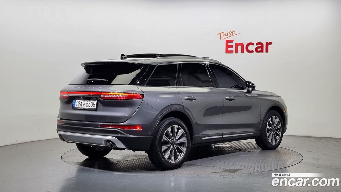 Lincoln Corsair 2021