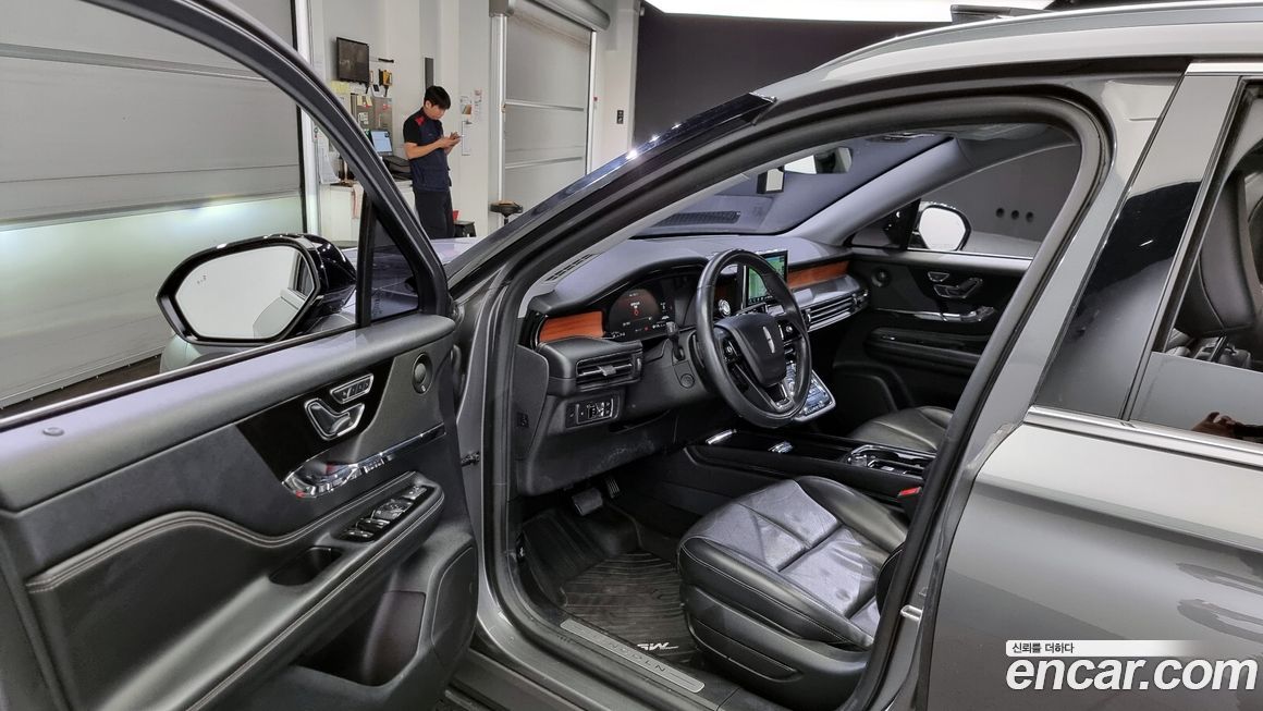 Lincoln Corsair 2021