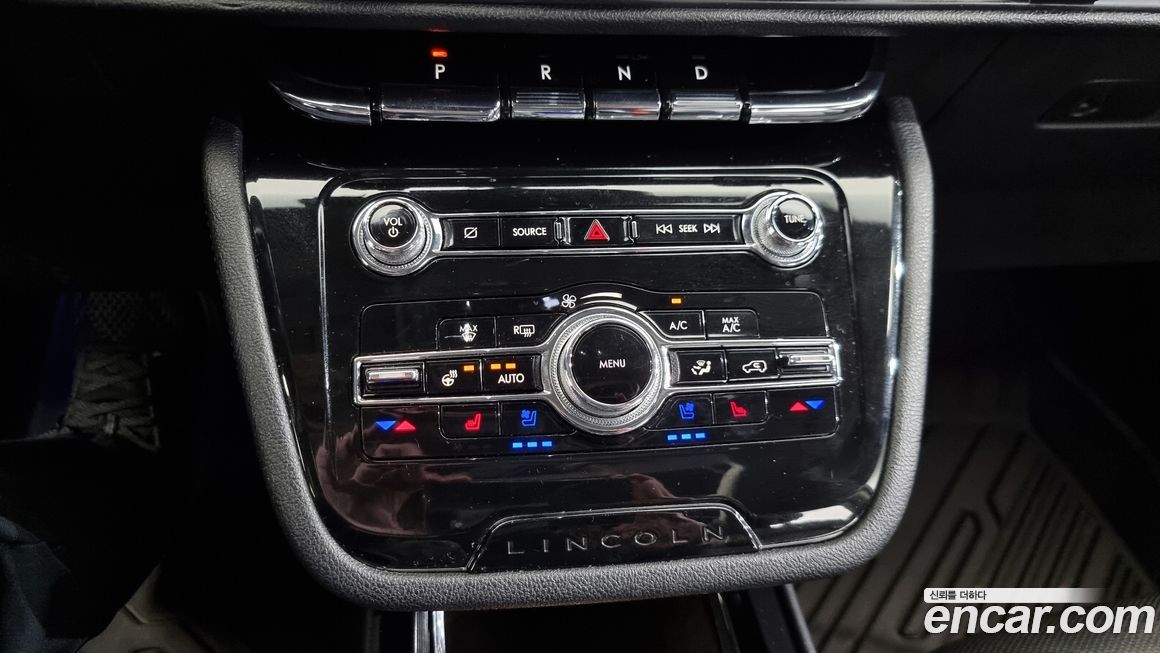 Lincoln Corsair 2021