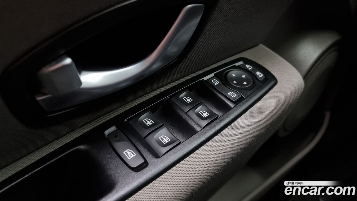 Renault-KoreaSamsung SM3 2011