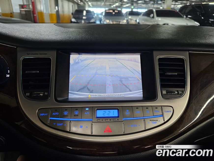 Hyundai Genesis 2009