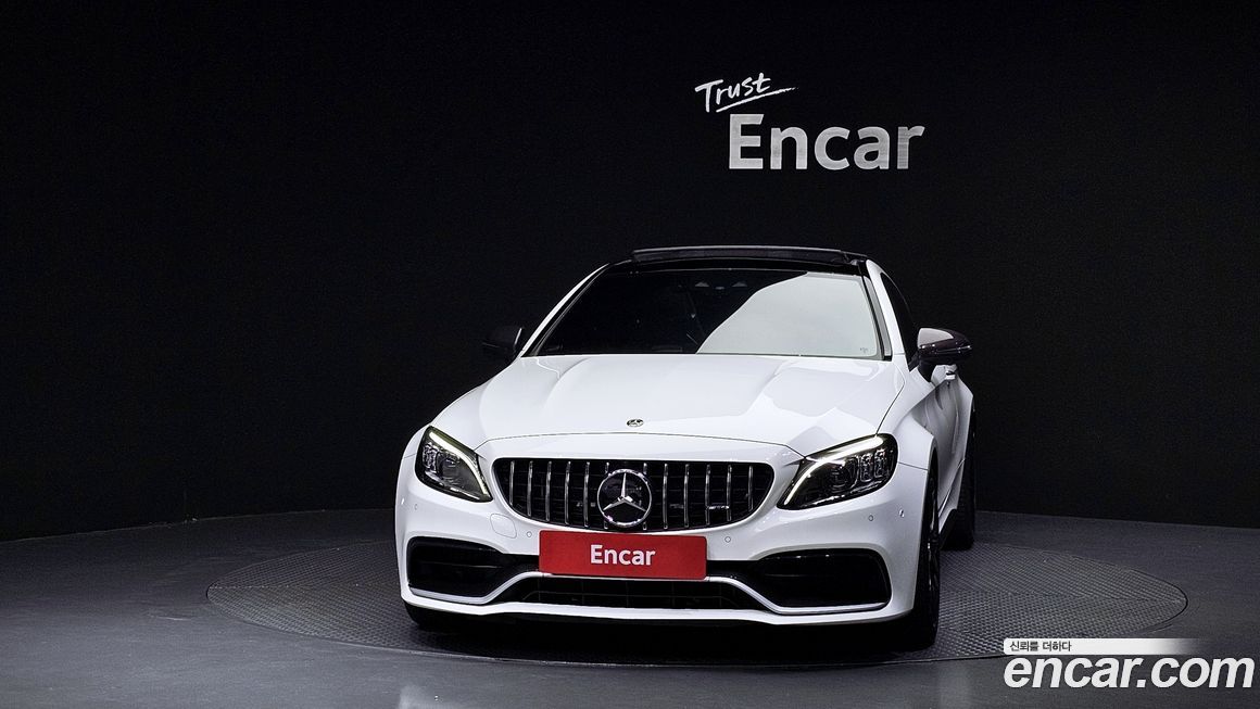 Mercedes-Benz C-Class 2021