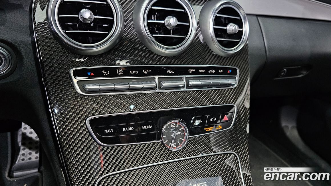 Mercedes-Benz C-Class 2021