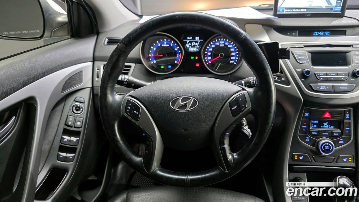 Hyundai AVANTE 2014