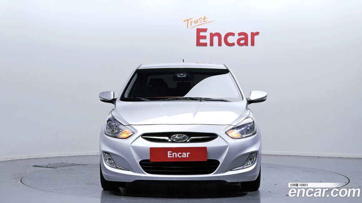 Hyundai Accent 2012