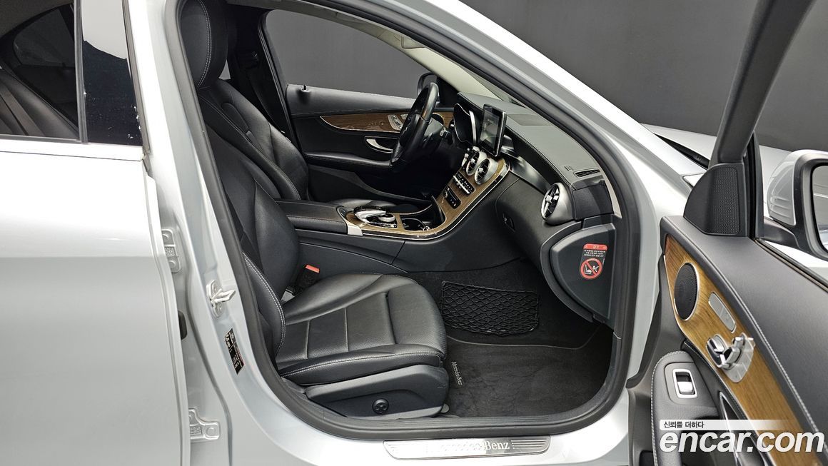 Mercedes-Benz C-Class 2016