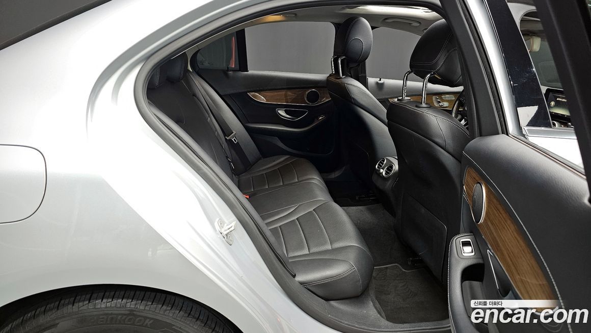 Mercedes-Benz C-Class 2016