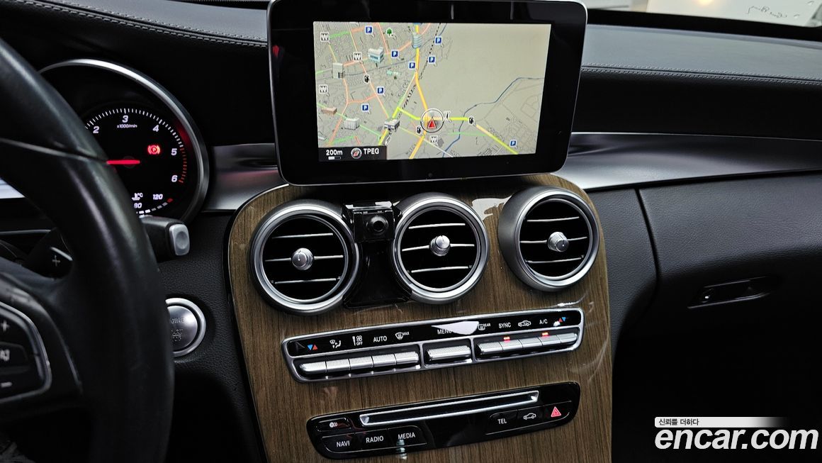 Mercedes-Benz C-Class 2016