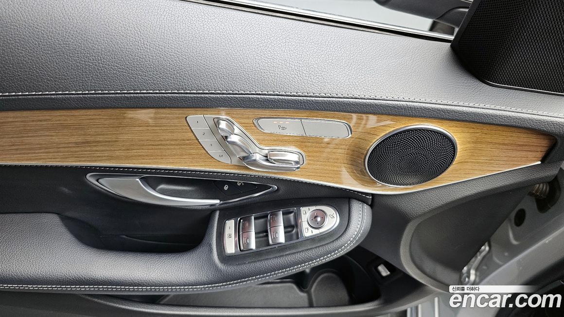 Mercedes-Benz C-Class 2016