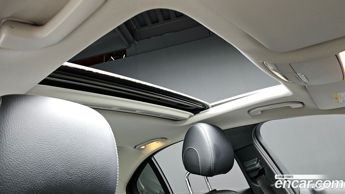 Mercedes-Benz C-Class 2016