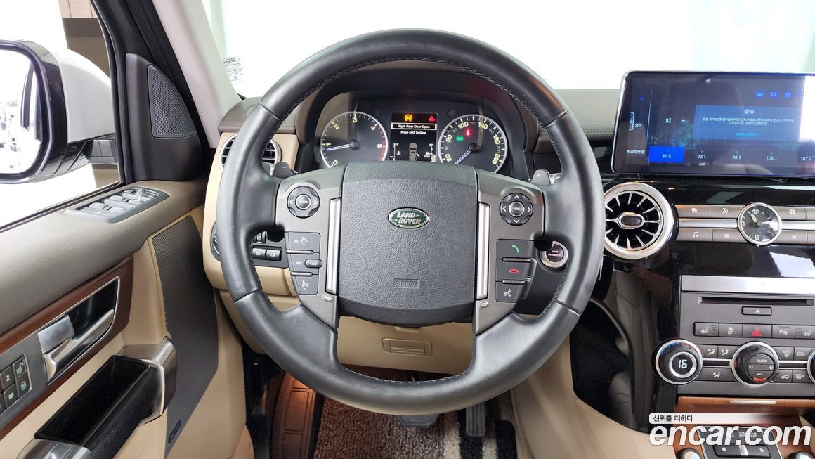 Land Rover Discovery 2016