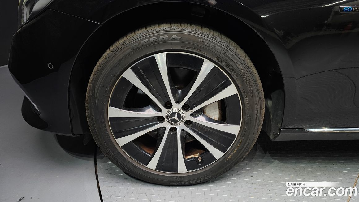 Mercedes-Benz E-Class 2020