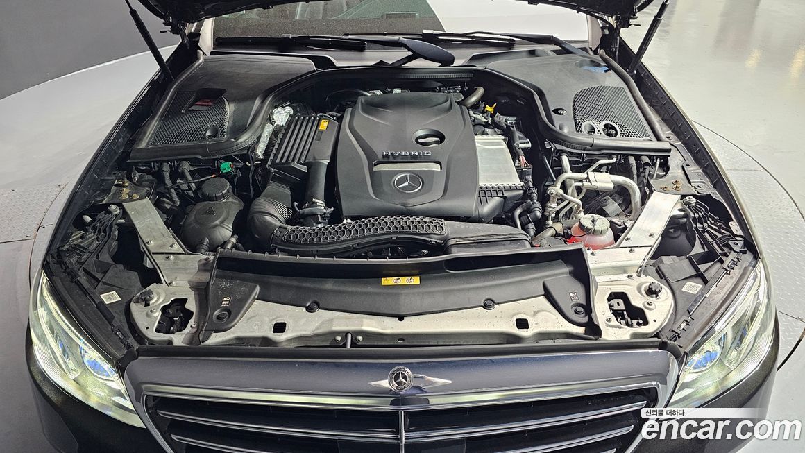 Mercedes-Benz E-Class 2020