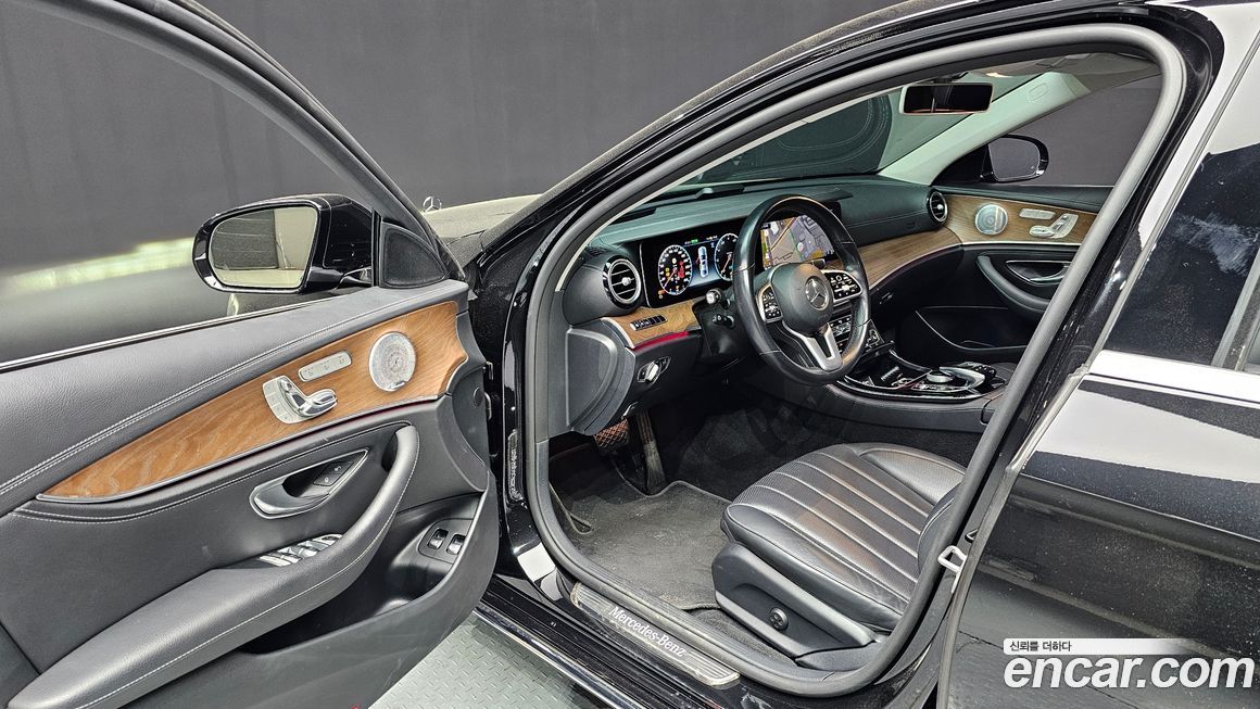 Mercedes-Benz E-Class 2020