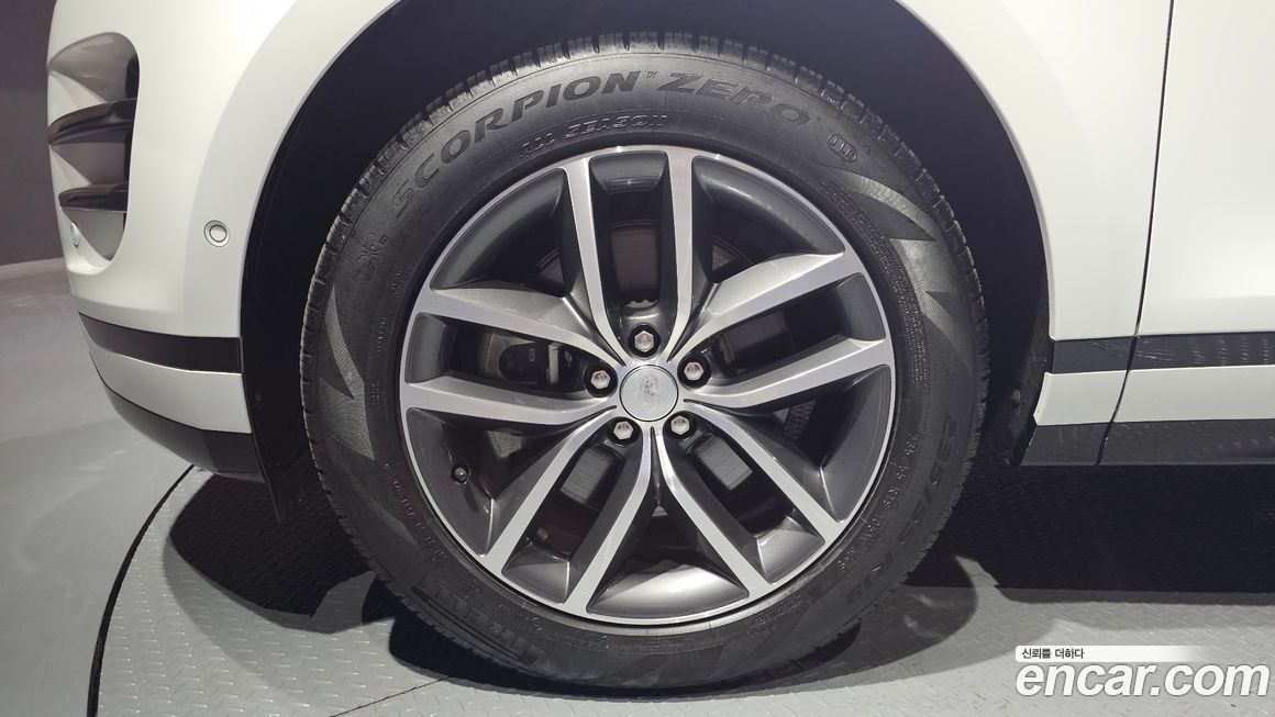 Land Rover Range Rover Evoque 2024