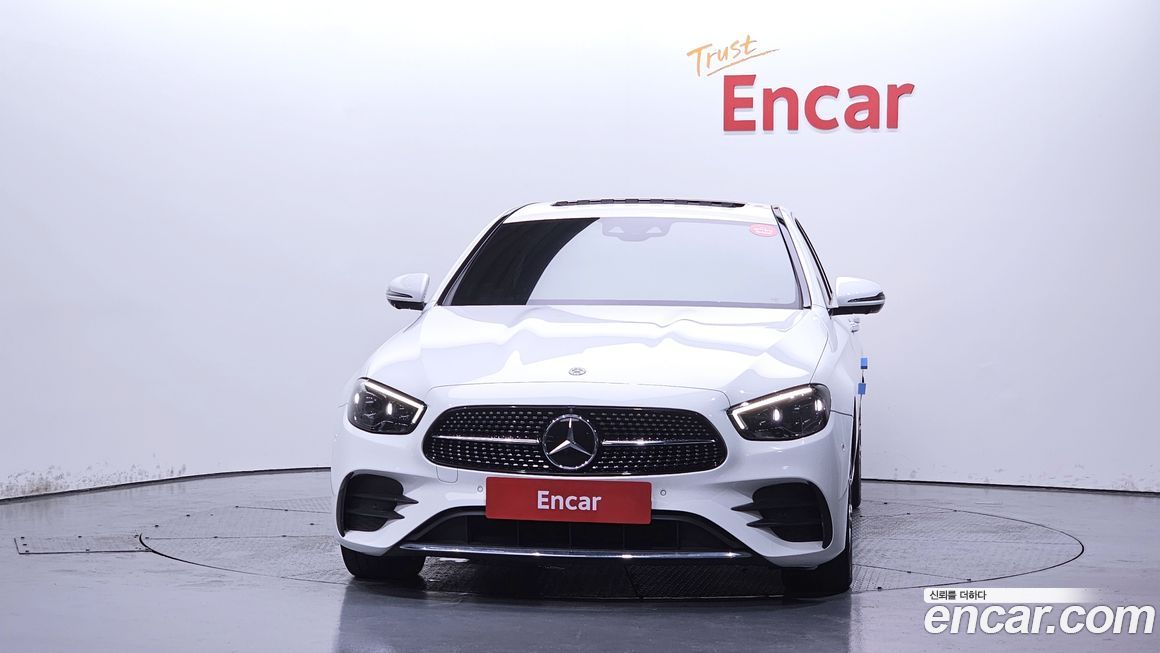 Mercedes-Benz E-Class 2021