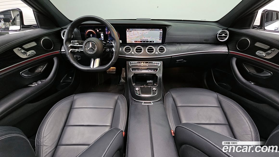 Mercedes-Benz E-Class 2021