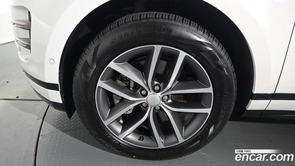 Land Rover Range Rover Evoque 2024