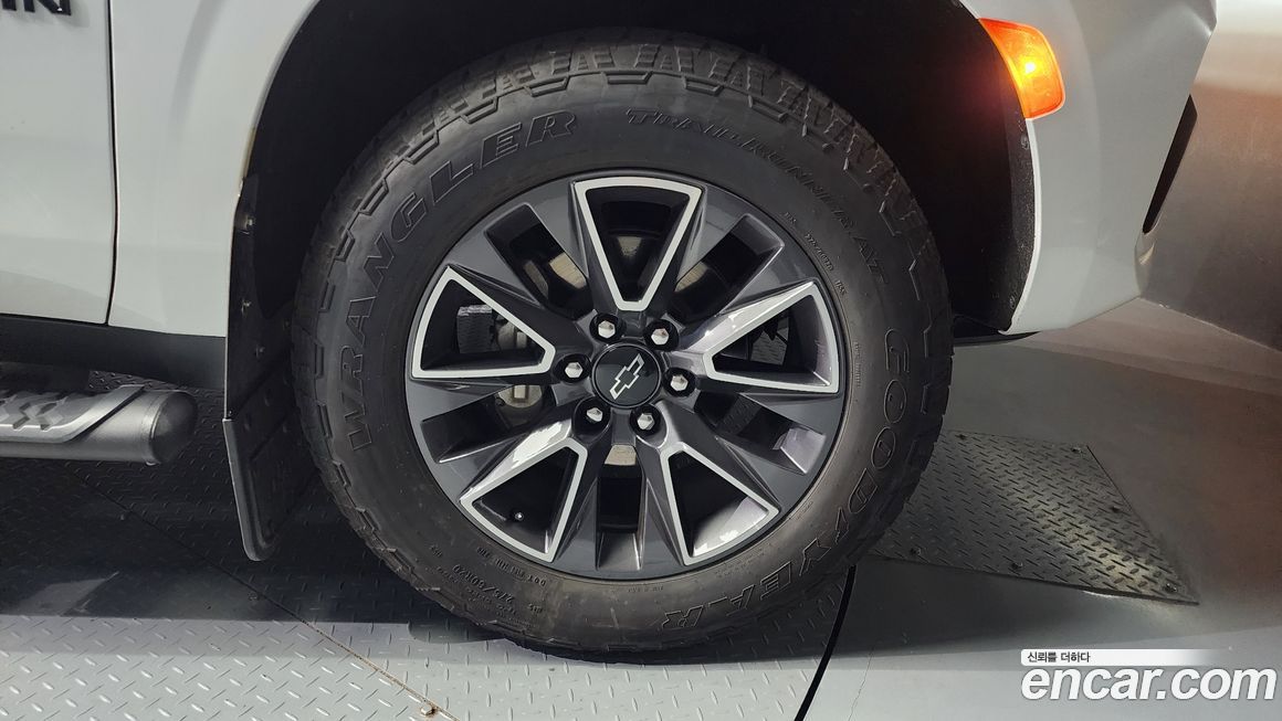 Chevrolet Surburban 2021