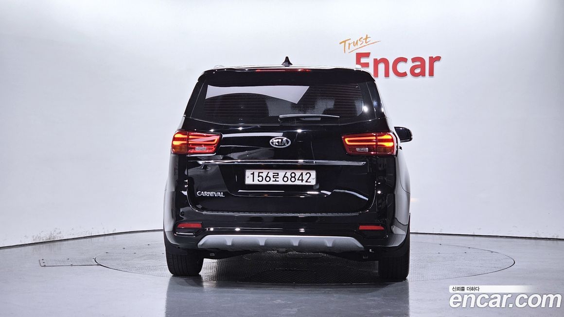 Kia Canival 2019