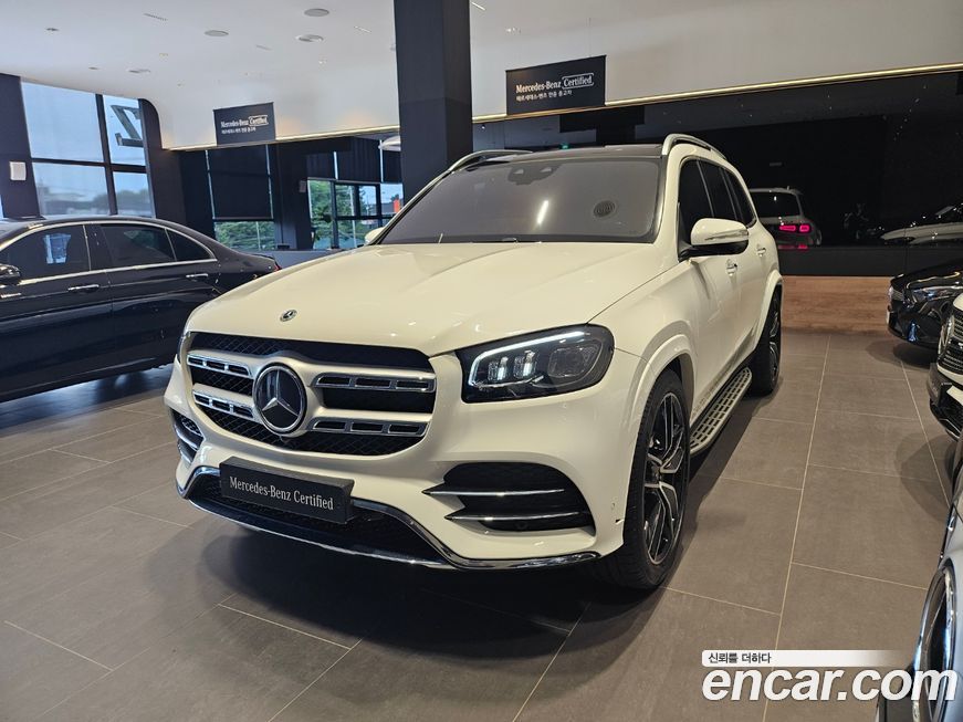 Mercedes-Benz GLS-Class 2023