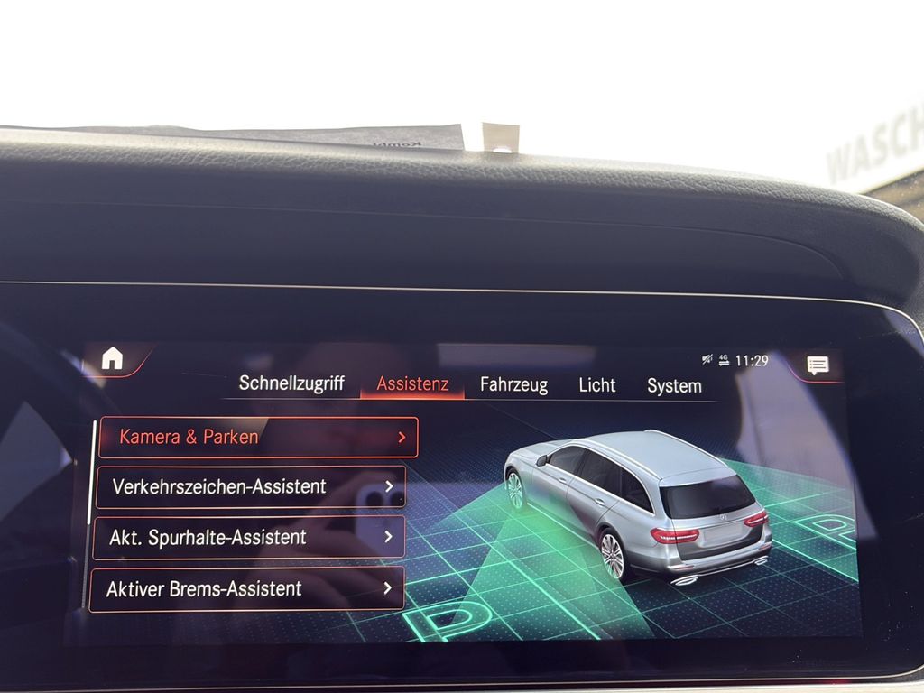 Mercedes-Benz E 300 2022