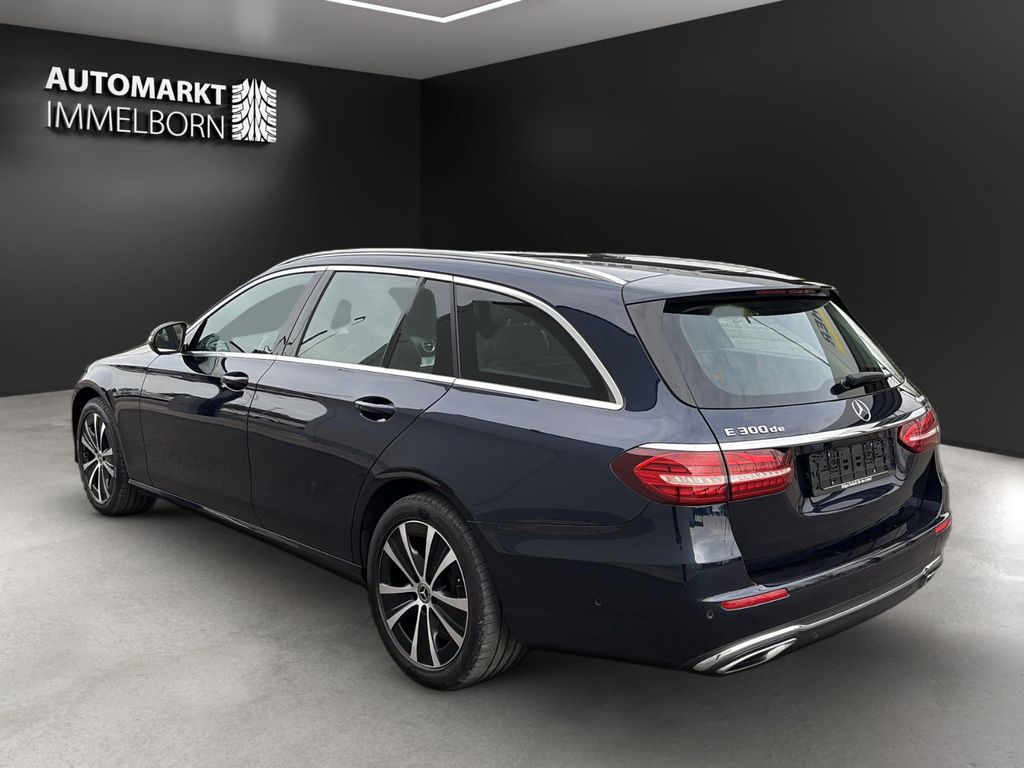 Mercedes-Benz E 300 2022