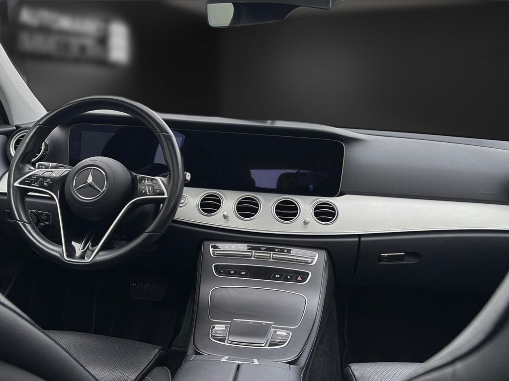 Mercedes-Benz E 300 2022