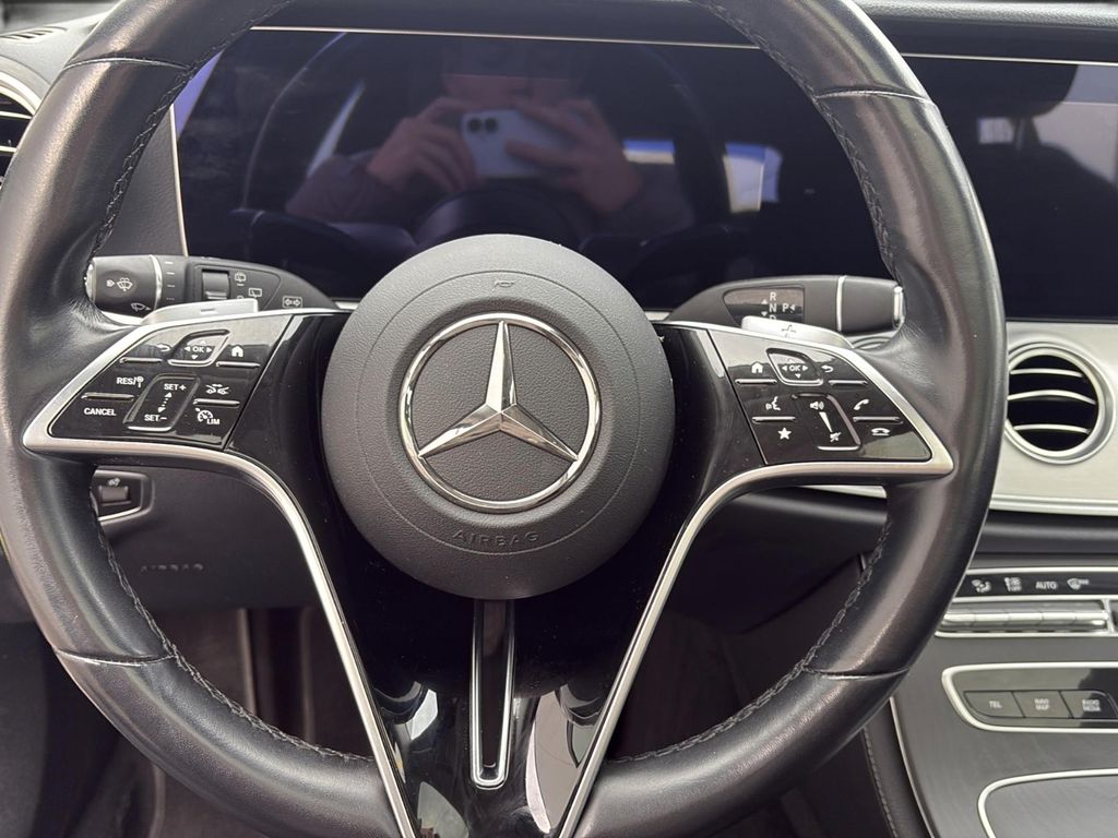 Mercedes-Benz E 300 2022