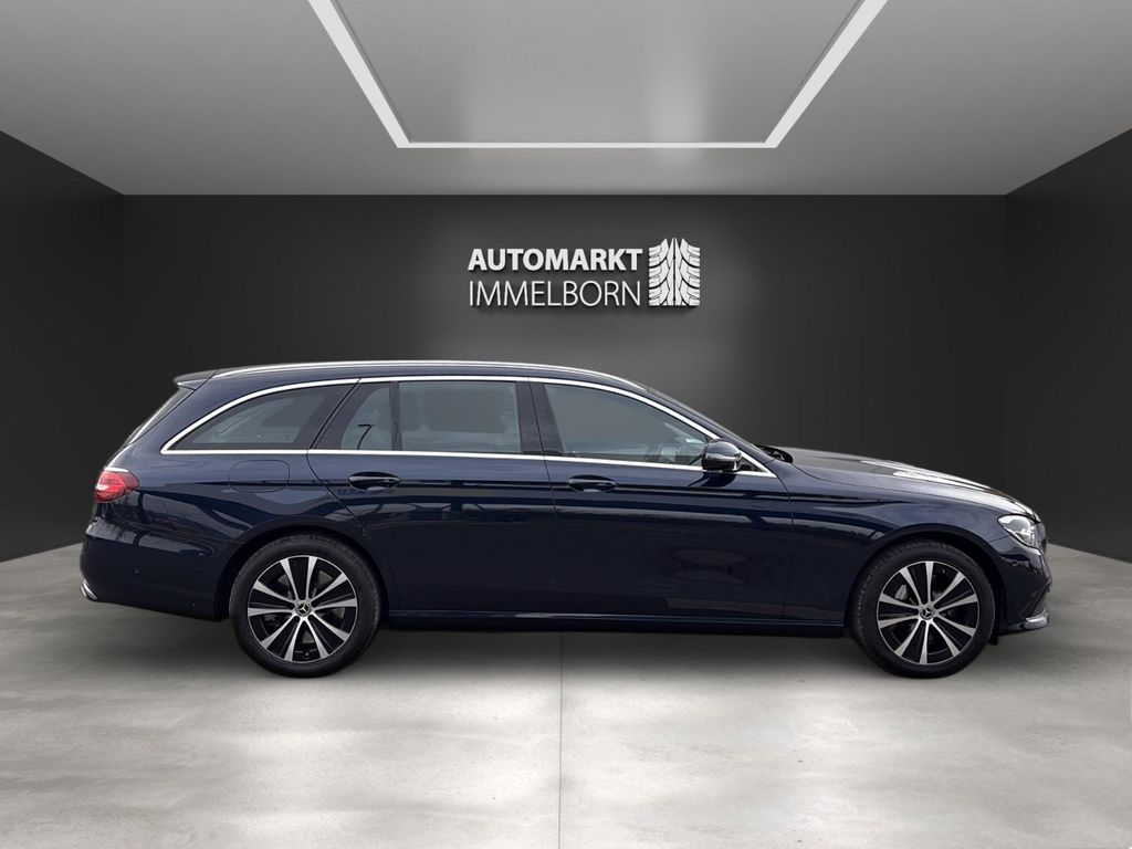 Mercedes-Benz E 300 2022