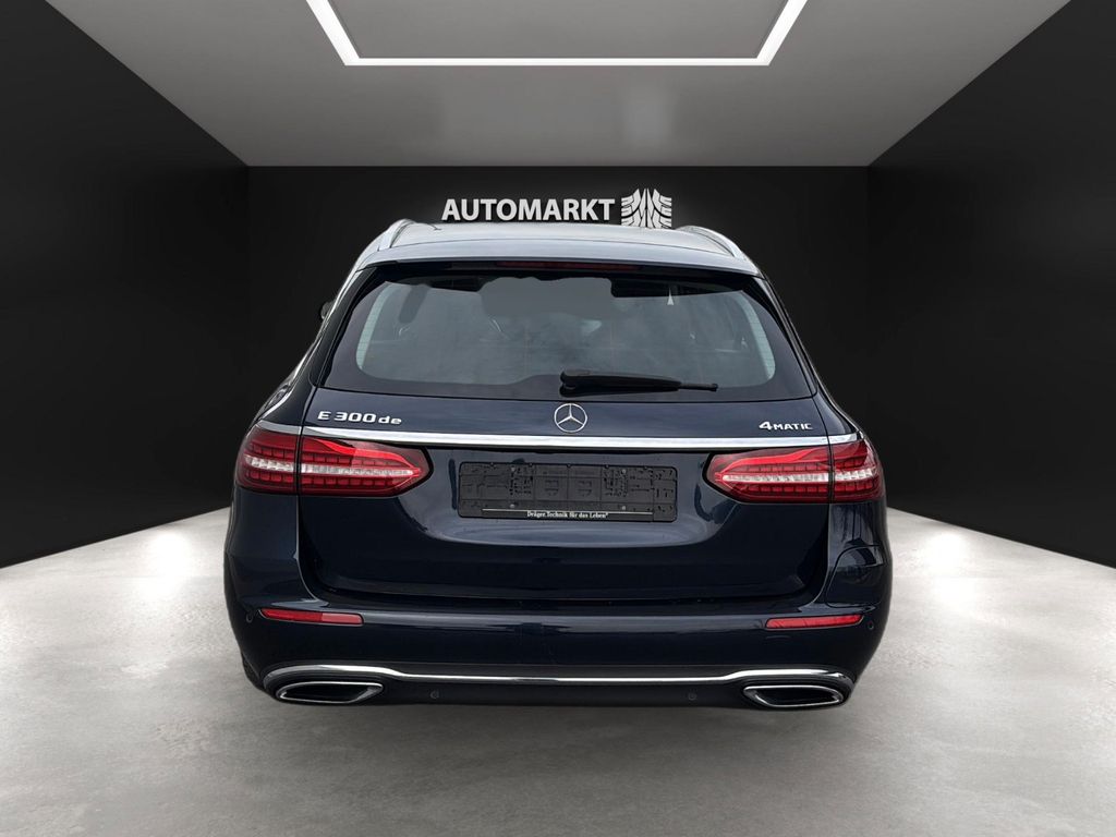 Mercedes-Benz E 300 2022