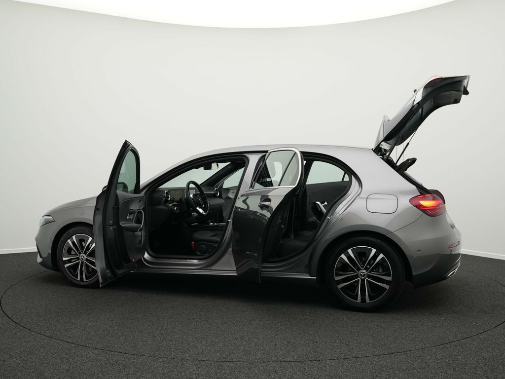 Mercedes-Benz A 180 2024