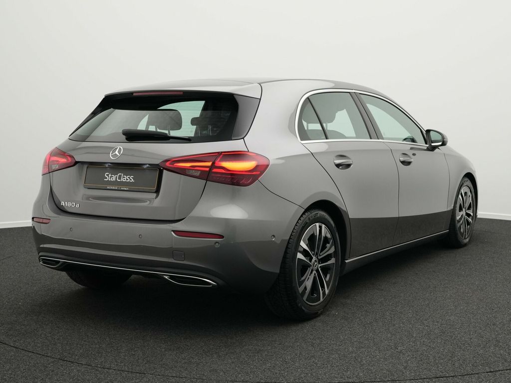 Mercedes-Benz A 180 2024