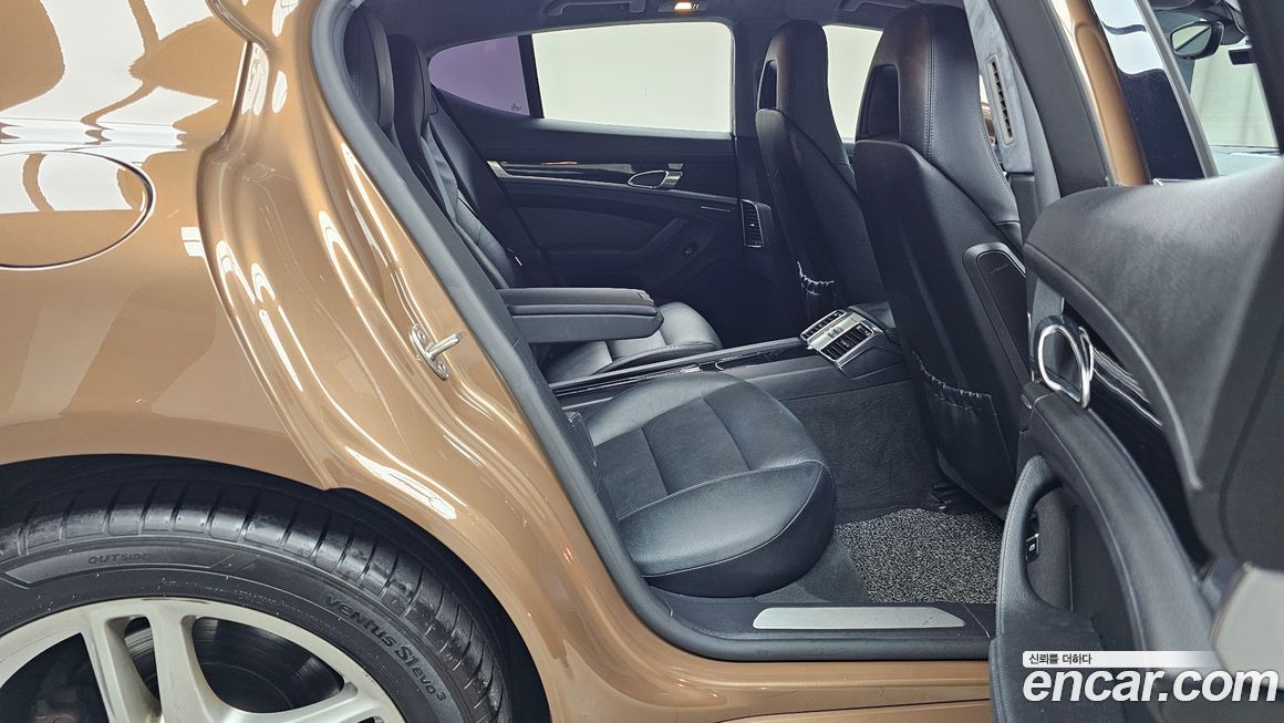 Porsche Panamera 2010