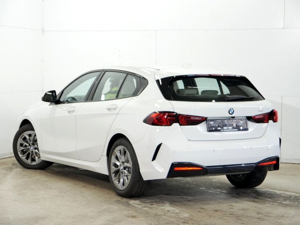 BMW 120 2024