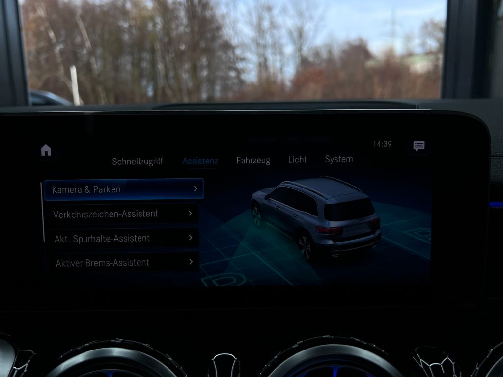 Mercedes-Benz GLB 200 2020