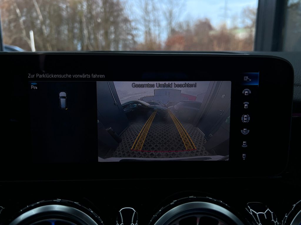 Mercedes-Benz GLB 200 2020