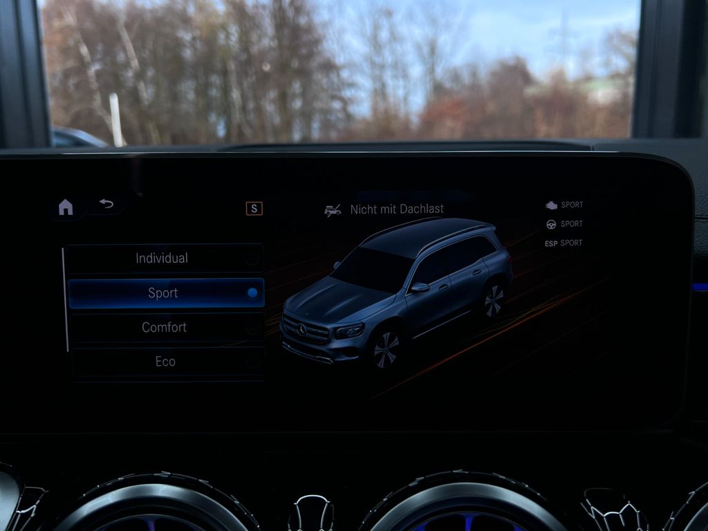 Mercedes-Benz GLB 200 2020