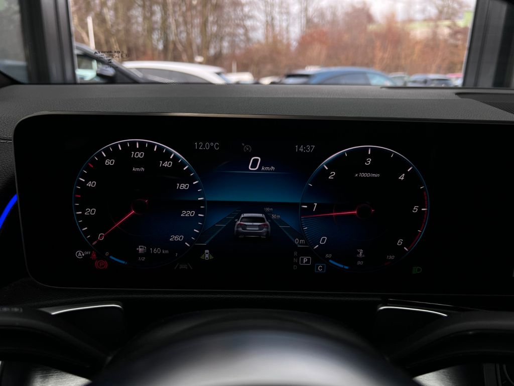 Mercedes-Benz GLB 200 2020