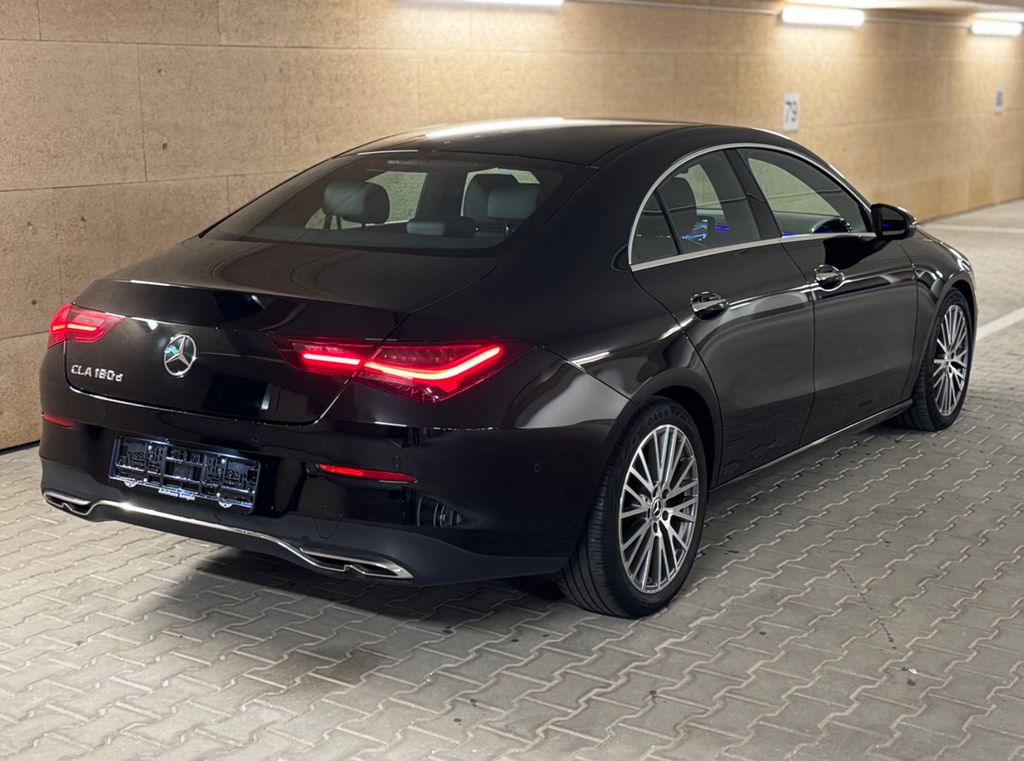Mercedes-Benz CLA 180 2024