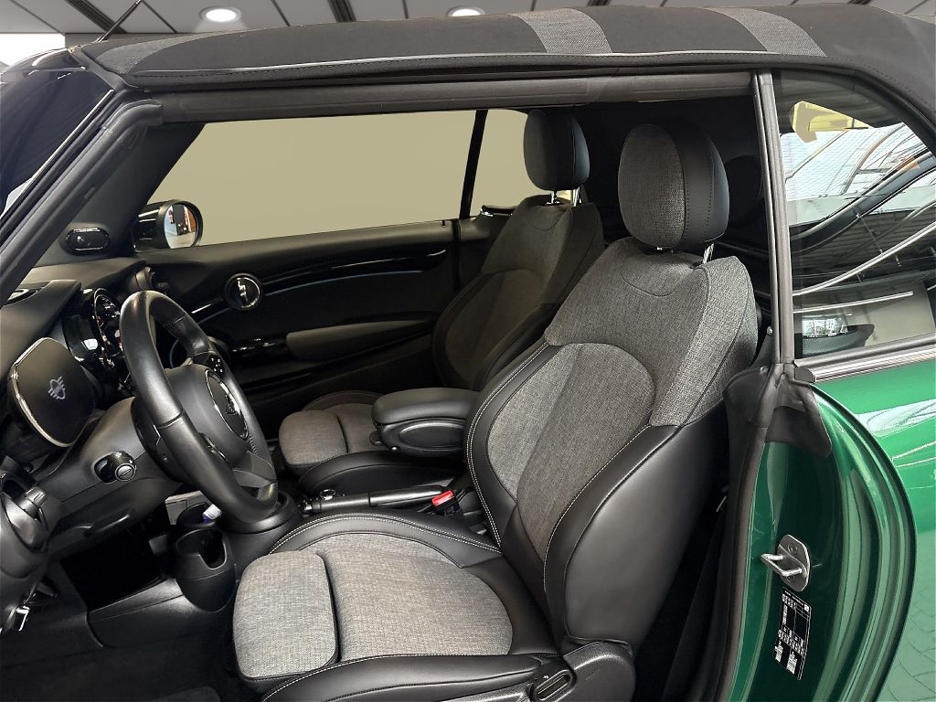 MINI Cooper Cabrio 2022