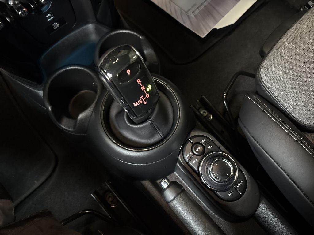 MINI Cooper Cabrio 2022