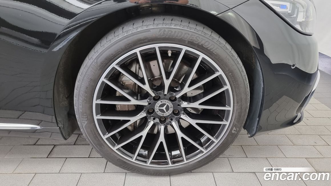 Mercedes-Benz S-Class 2022