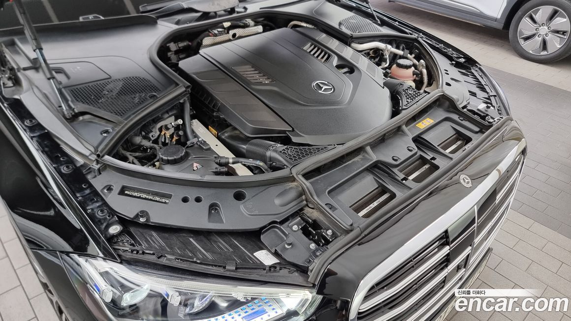 Mercedes-Benz S-Class 2022