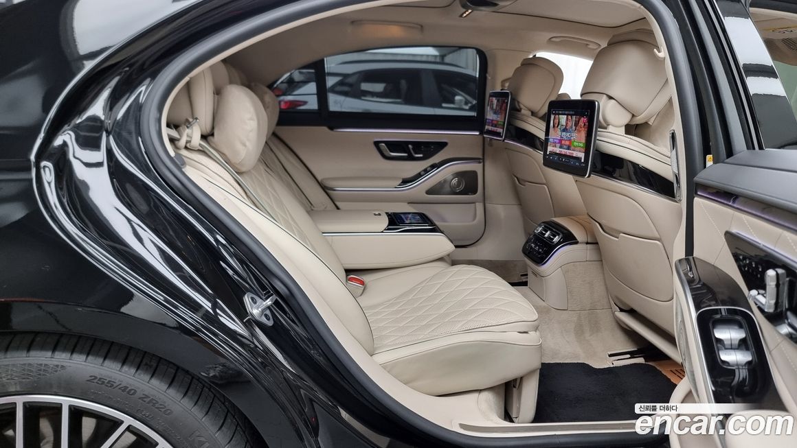 Mercedes-Benz S-Class 2022