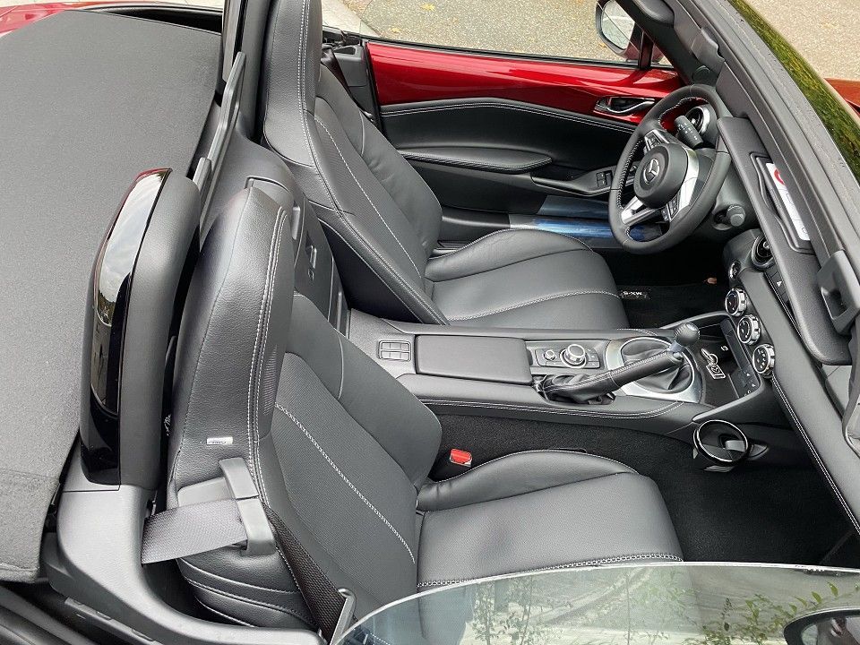 Mazda MX-5 2025
