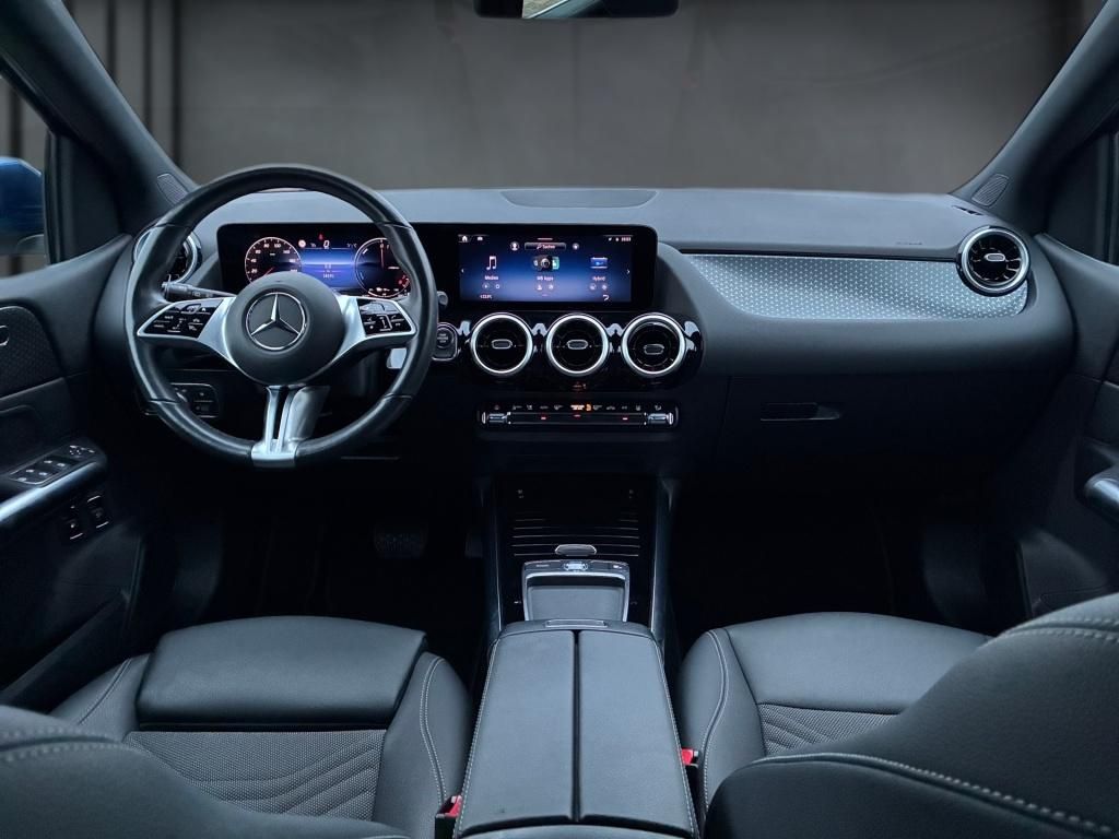 Mercedes-Benz B 250 2024
