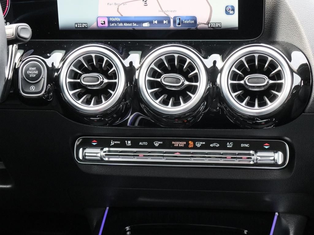 Mercedes-Benz B 220 2024