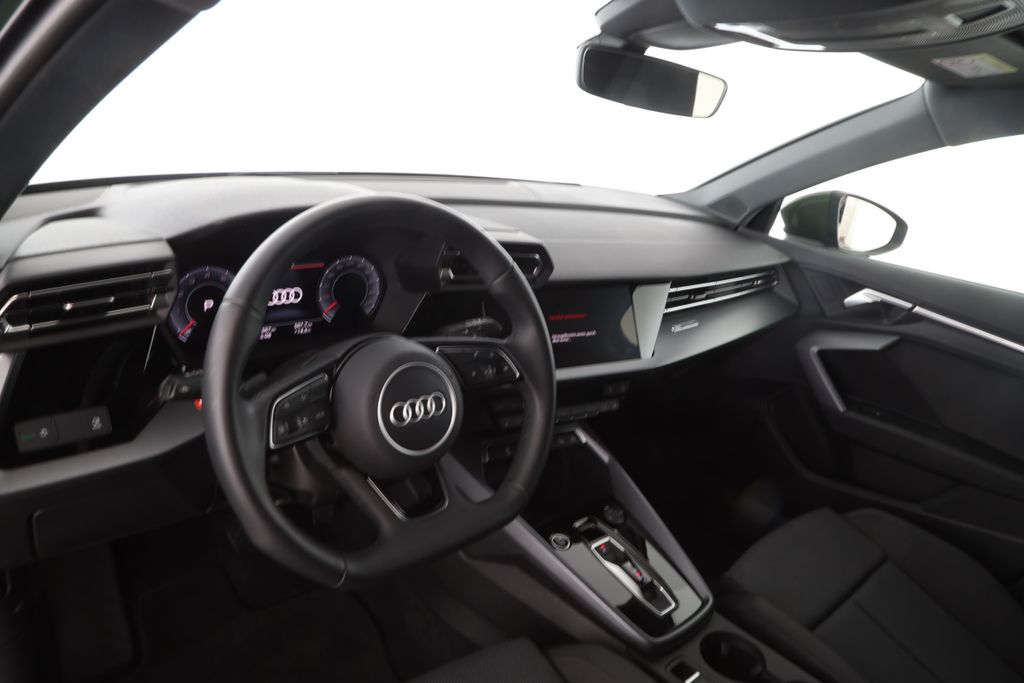 Audi Q2 2024
