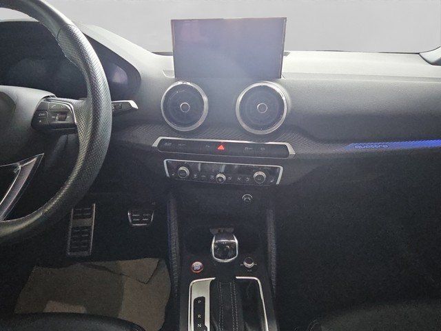 Audi SQ2 2021